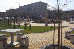 Place zabaw i siłownie na powietrzu